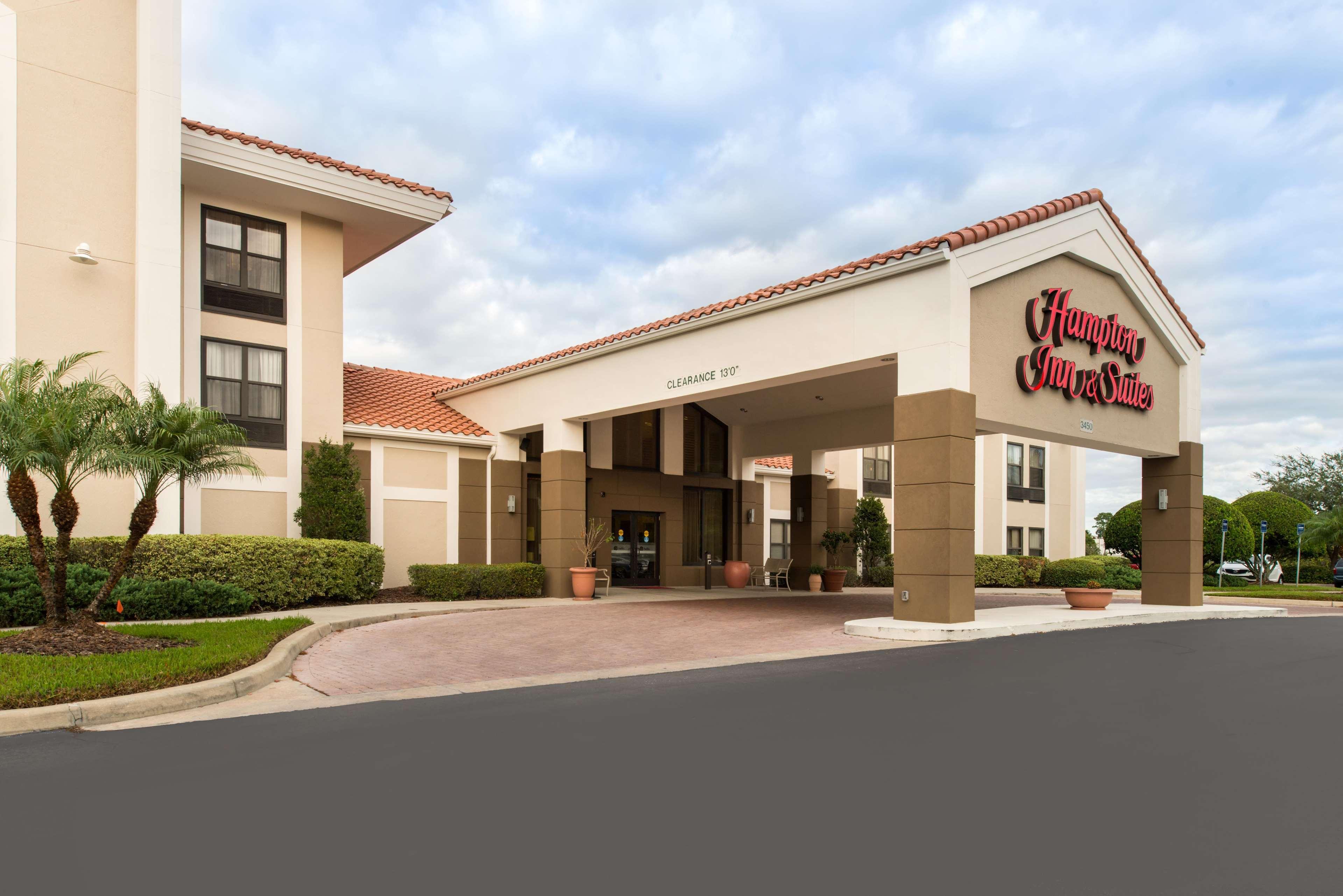Hampton Inn & Suites Orlando-East Ucf Alafaya Exterior photo