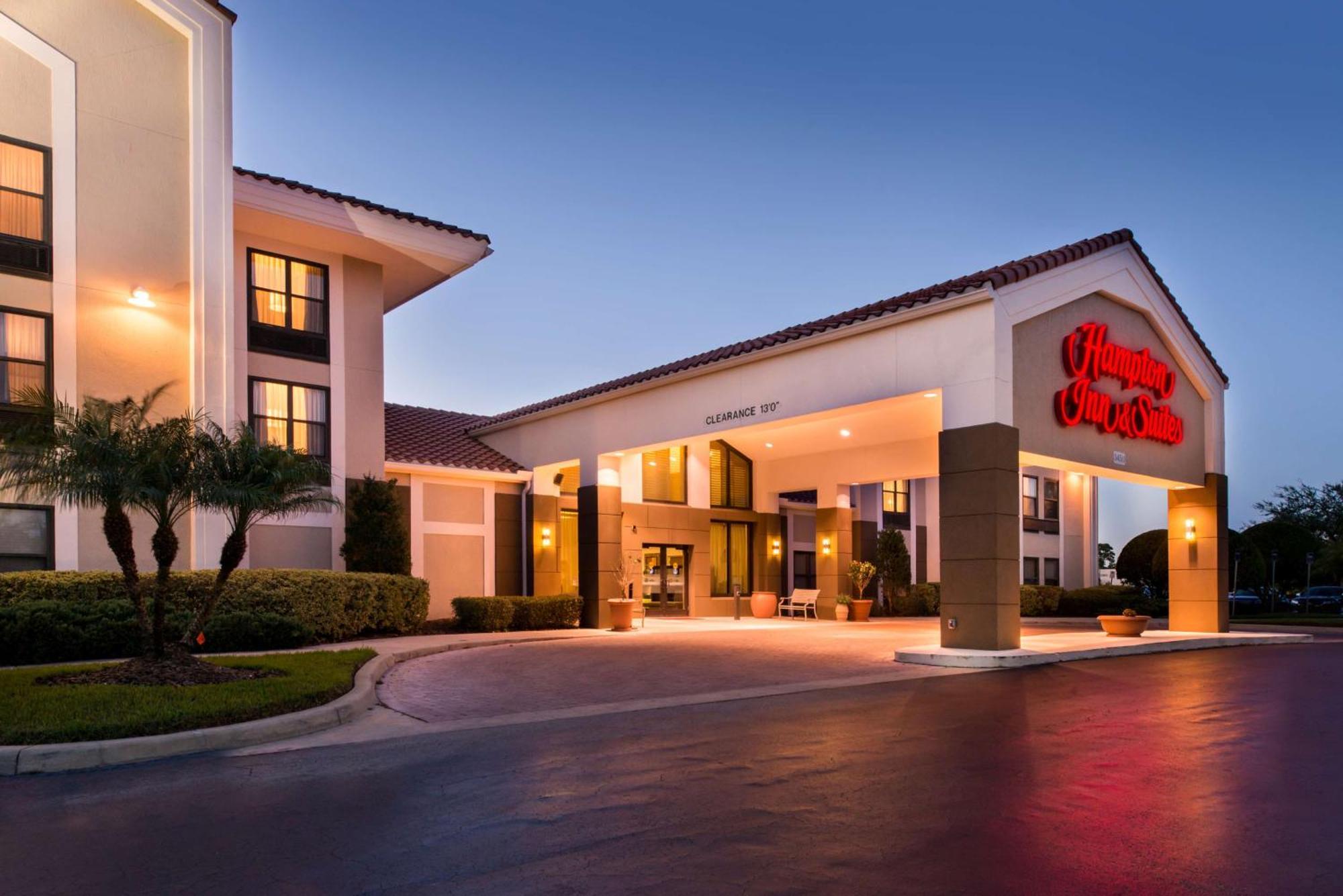 Hampton Inn & Suites Orlando-East Ucf Alafaya Exterior photo