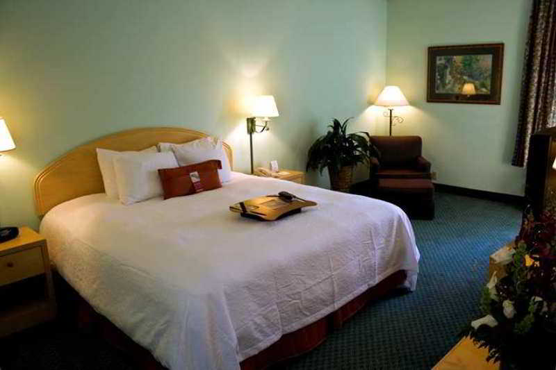Hampton Inn & Suites Orlando-East Ucf Alafaya Room photo